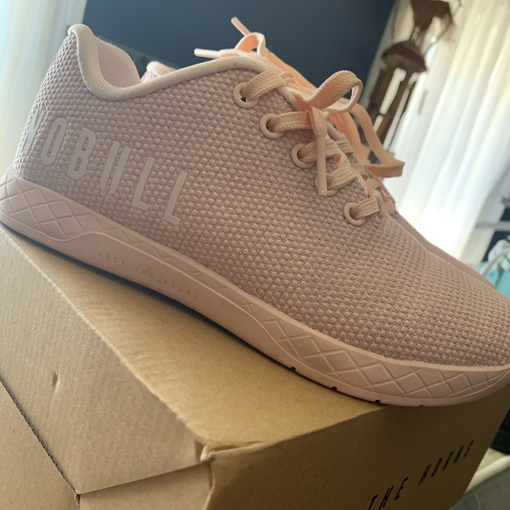 Nobull womens blush heather trainers sz 6